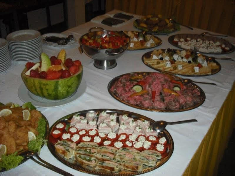 Hotel Epocha Janov nad Nisou Bagian luar foto